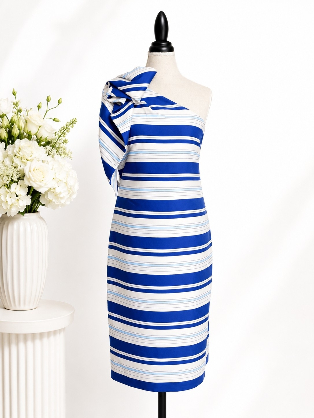Banana Republic One-Shoulder Striped Dress – Size 6 – NWT